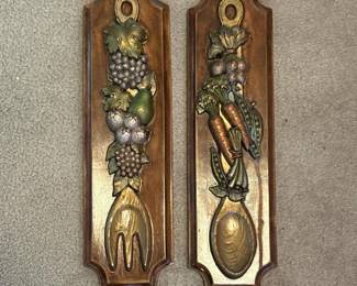 165 pairof525x19catskillmoldswallpl