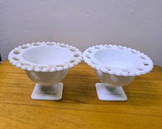 084 milkglasscompotespairwithreticulate