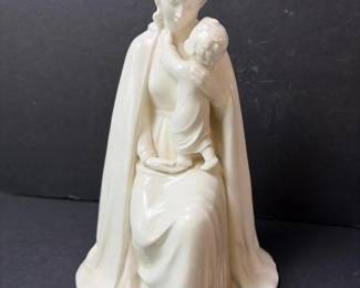 197 porcelainmadonnaandchildfigurine