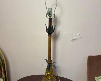 216 bermanpineappleformtablelamp