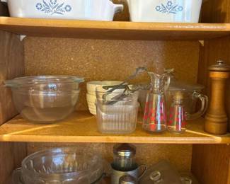 320 vintagekitchenwareandgadgetlot