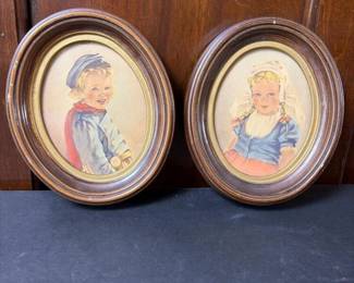 176 twoovalframedprintschildren