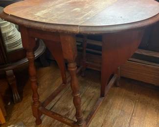 266 smalldropleafsidetable