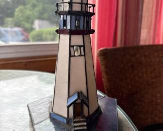 332 stainedglasslighthousetablelamp