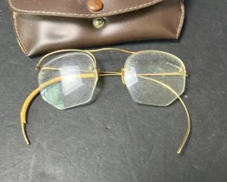 353 vintagehexagonalgoldwireframeeyegla
