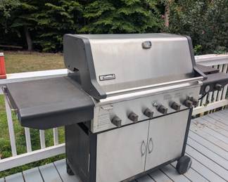 Kenmore Grill