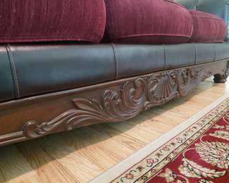 Leather bottom with handcrafted wooden pace