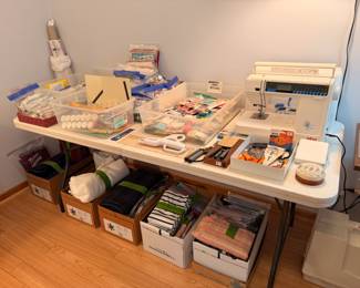 Nice selection of sewing, knitting and crochet items