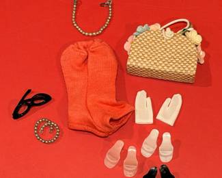 Ca. 1961 Mattel Barbie Accessories Pak #923