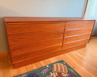 Vintage Westnofa teak low boy dresser. This piece measures 71 1/2” long and is in excellent vintage condition