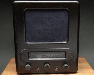 Third Reich German Nora VE 301 Dyn Bakelite Radio