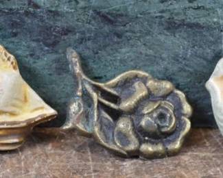 WWII German WHW Badges, Ships & Flowers (5