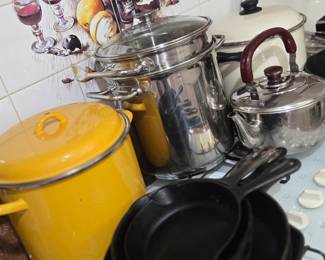 Pot, pans, cookware
