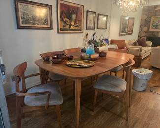 MCM dining table & 5 chairs