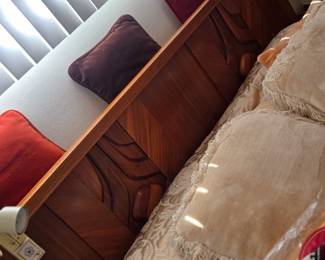 Tabago headboard