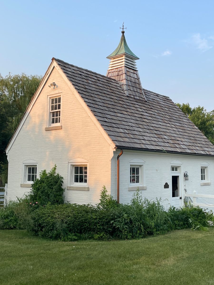 Come Explore , 1 of 4 buildings in the Sale