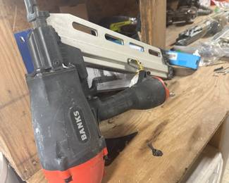 Banks Pneumatic Framing Nailer – Air Framing Nail Gun