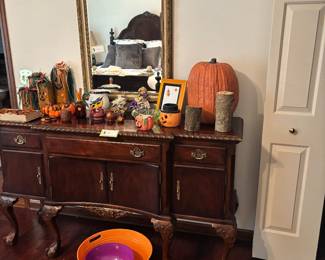 Great small sized buffet