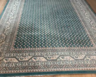 Large Area Rug, like New!