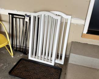 Dog/Baby Gates