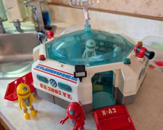 PlayMobile Space station