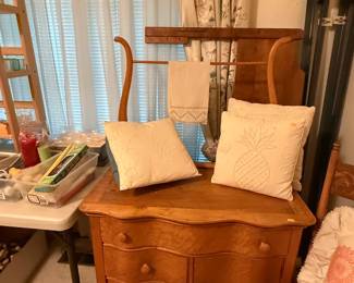 Antique dresser/wash cabinet