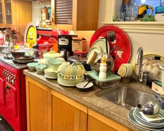 Assorted Mid-Century Kitchenware & Dinnerware Collection