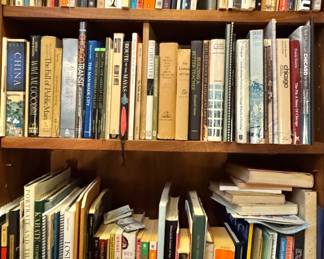 Assorted Art Architecture Chicago History & Collectible Books