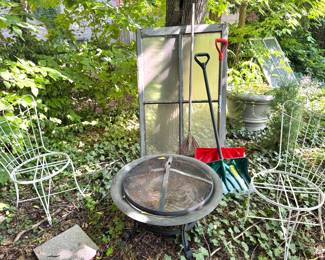 White Metal Wire Patio Chairs,  Round Metal Fire Pit with Spark Screen