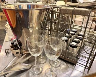 Stainless Steel Champagne Wine Ice Bucket with Swing Handle