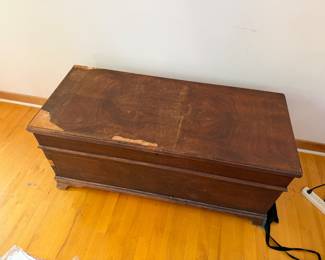Dillingham Cedar-Lined Blanket Chest