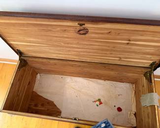 Dillingham Cedar-Lined Blanket Chest