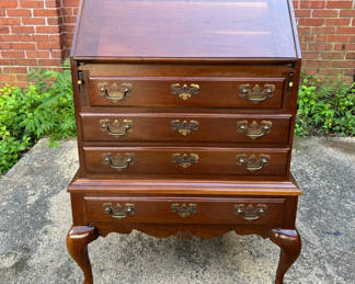 Lot 19: Mid-Century Small Ladies Secretary Desk