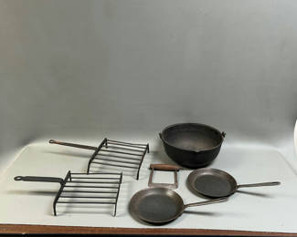 Lot 43: Antique Cast Iron Cookware