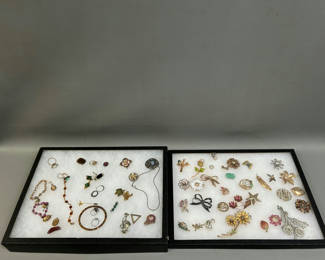 Lot 28: Costume Jewelry