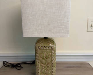 Lot 123: Table Lamp