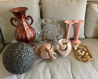 Lot 164: Decorative Items - Miscellaneous