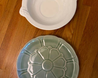 Lot 102: Serving Bowl & Platter