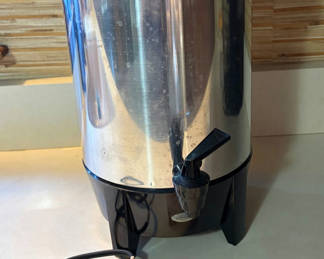 Lot 38: Vintage West Bend "Party Perk" Coffee Pot