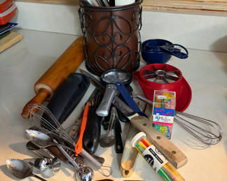 Lot 49: Kitchen Utensils