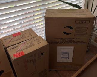 New in box Kitchen Island