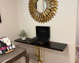 Gold Wall art w/mirror