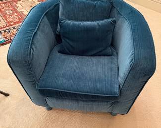 Donatello Style Tub Shaped Chair