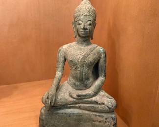 Antique Bronze Thai Buddha Statue