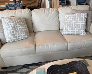 Fairfield leather couch. Almost mint condition