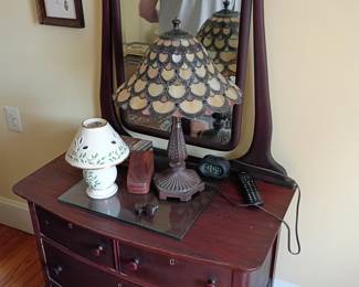 Tiffany Style Table Lamp