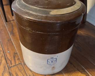 Nelson McCoy 5 Gallon Crock 