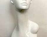 mannequin head