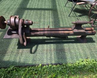 Wood lathe