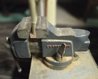Craftsman vise